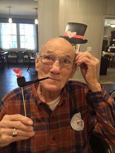 senior living options Valentine's Day celebration